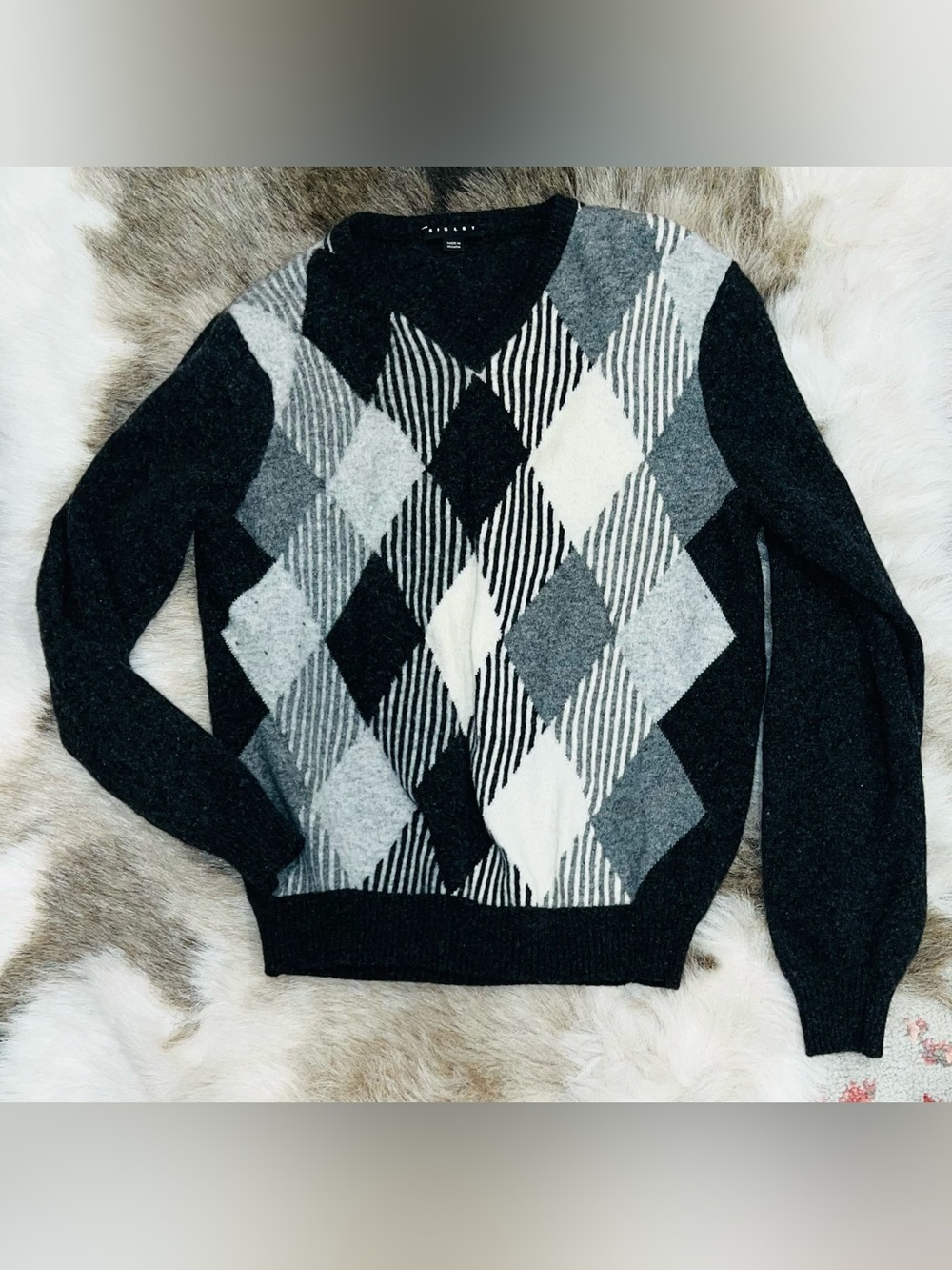 Sisley Wool Blend Argyle Sweater Size SM Black Gray White V Nexk Preppy